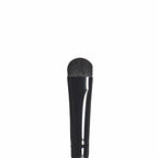 e.l.f. Eyeshadow C Brush. Curved Eyeshadow Brush For Blending & Diffusing. Helps Create The Perfect Smoky Eye. Vegan & Cruelty-Free