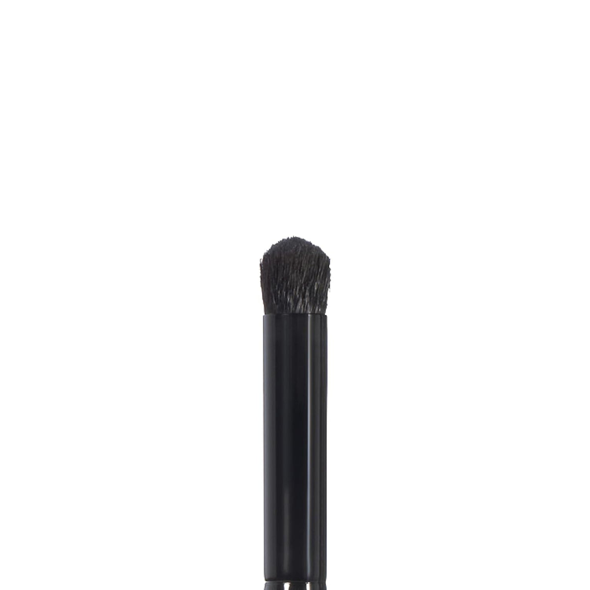 e.l.f. Eye Contour Brush. Absorbent Brush With Soft. Synthetic Bristles For Providing Extra Definition. Vegan & Cruelty-Free