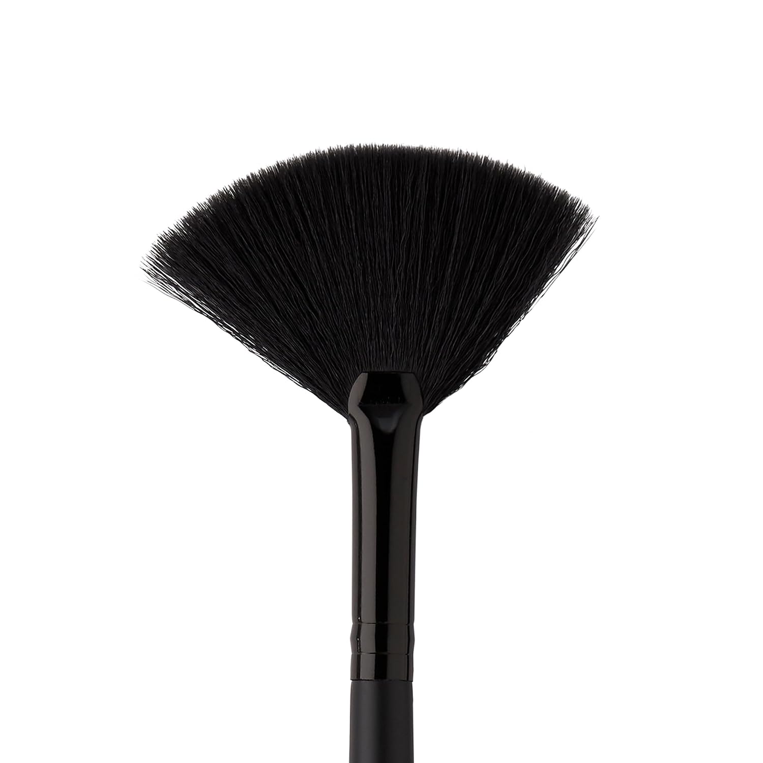 e.l.f. Fan Brush. Powder & Contour Makeup Brush. Unique Fan Shape Blends For A Flawless Finish. Soft & Absorbent. Vegan & Cruelty-Free