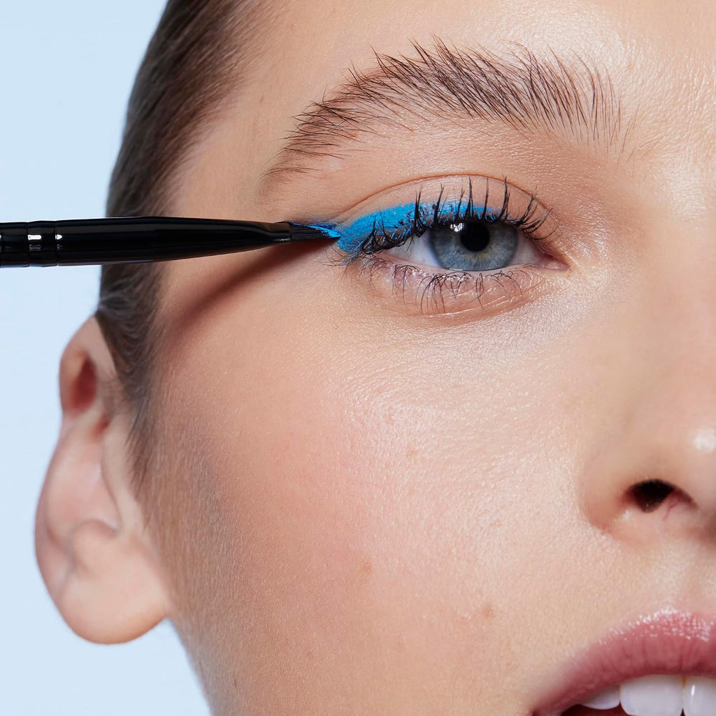 e.l.f. Wing It Liner Brush. Curved Eyeliner Brush For Creating a Precise Winged Look. Made With Synthetic Bristles. Vegan & Cruelty-Free