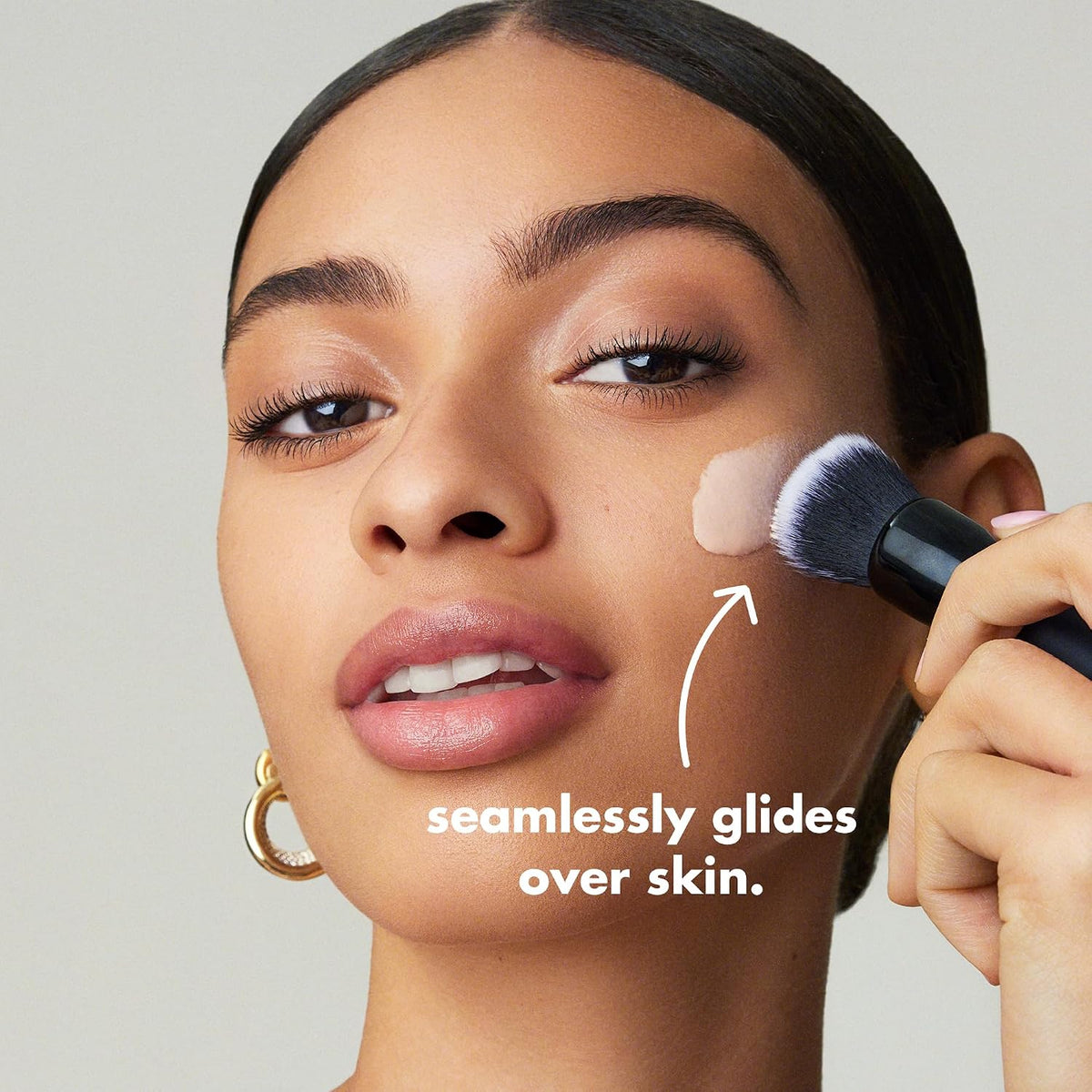 e.l.f. Liquid Poreless Putty Primer. Universal Sheer | Lightweight Face Primer For Long-lasting Makeup Wear. Creates A Smooth Complexion. Vegan & Cruelty-free
